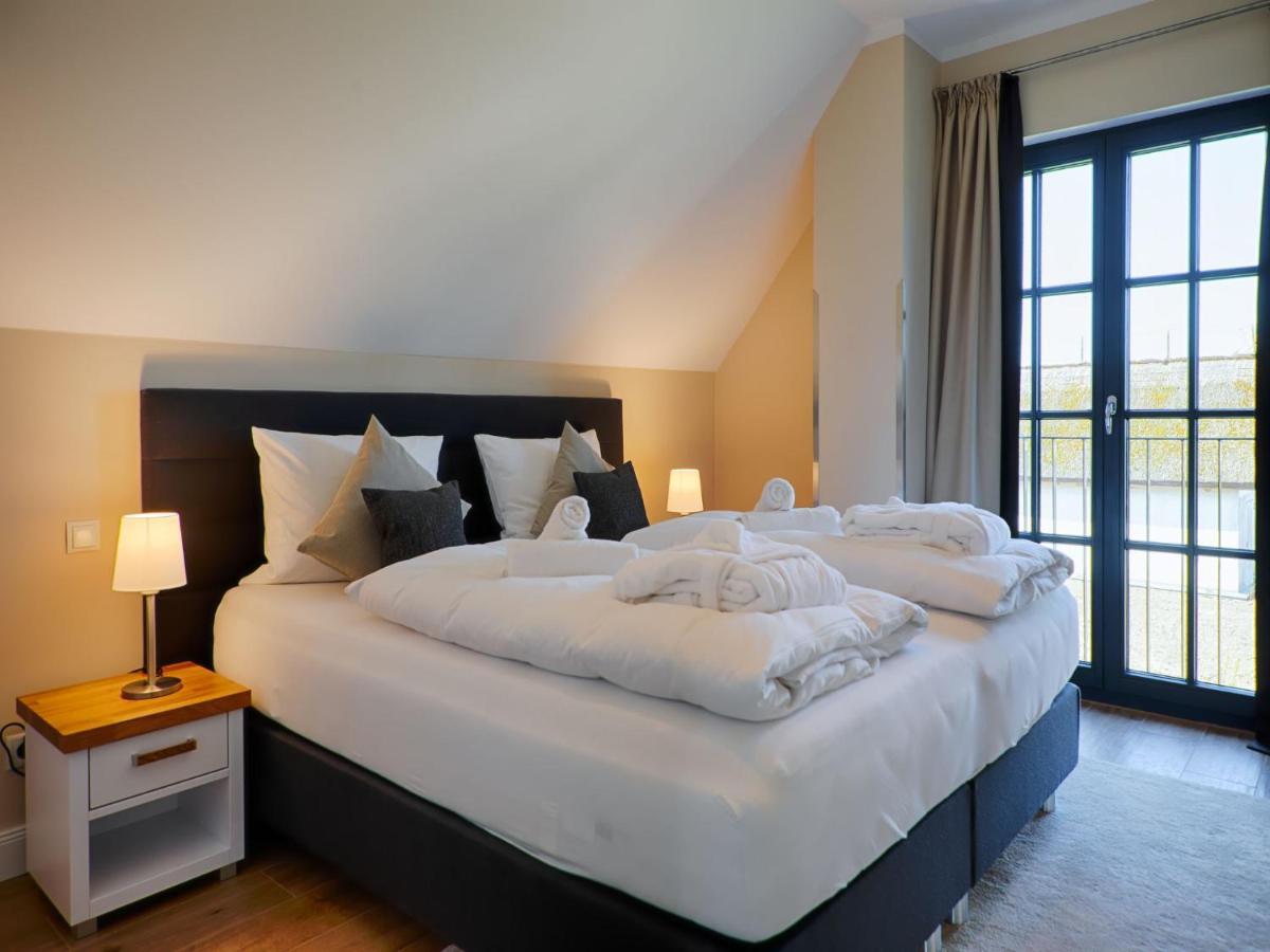 Reetland Am Meer - Luxus Reetdachvilla Mit 3 Schlafzimmern, Sauna Und Kamin F18 Dranske Esterno foto